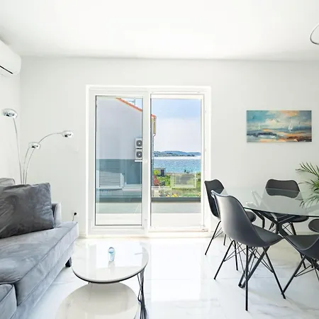 Tedoris Appartement Srima